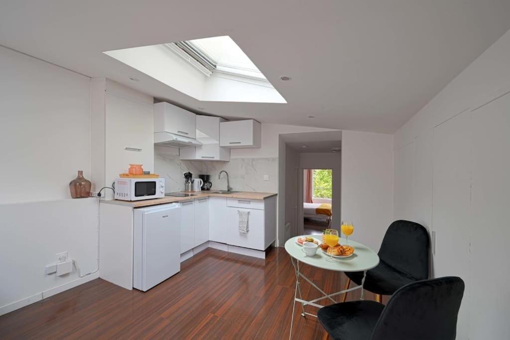 Sublime Appartement -Versailles Buitenkant foto